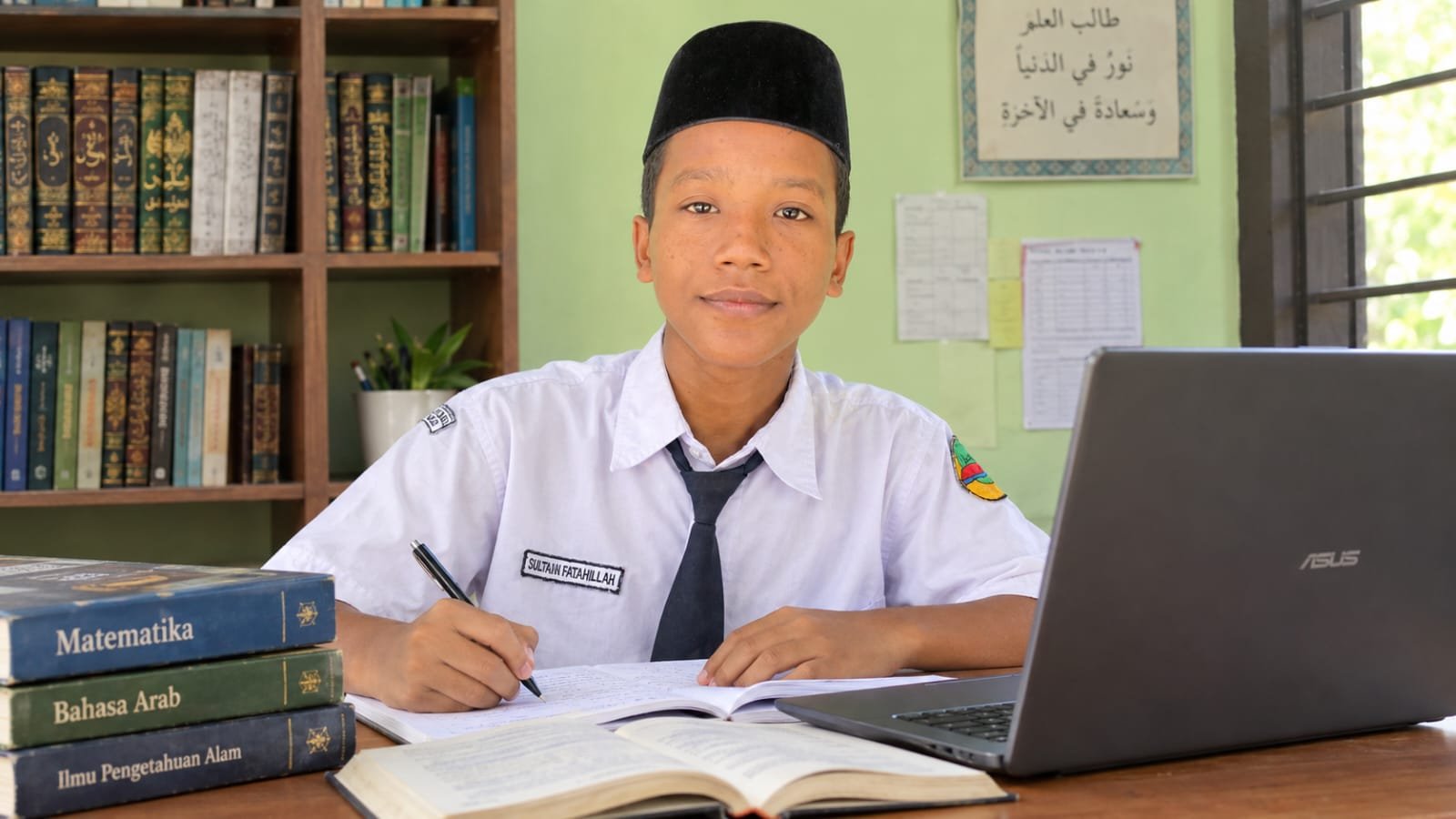 Santri Azzanjabil Raih Juara I OMI Bireuen 2026 Bidang Matematika